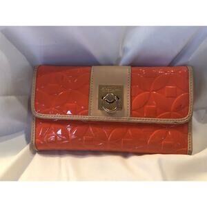 Spartina Wallet Splendor Coral/beige Portal Patent Leather Preowned
